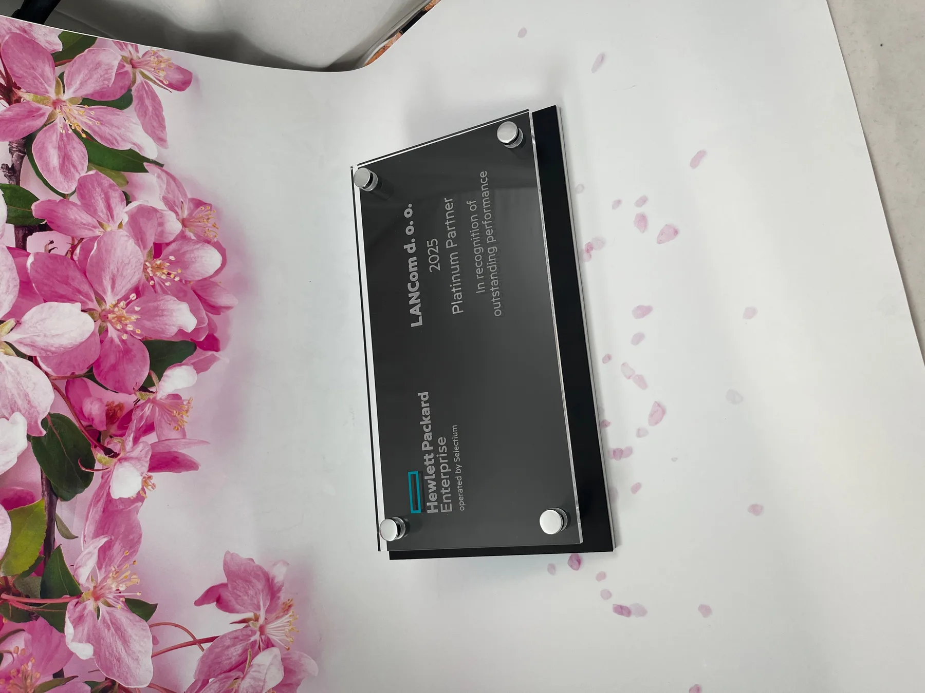 Lasersko graviranje na les