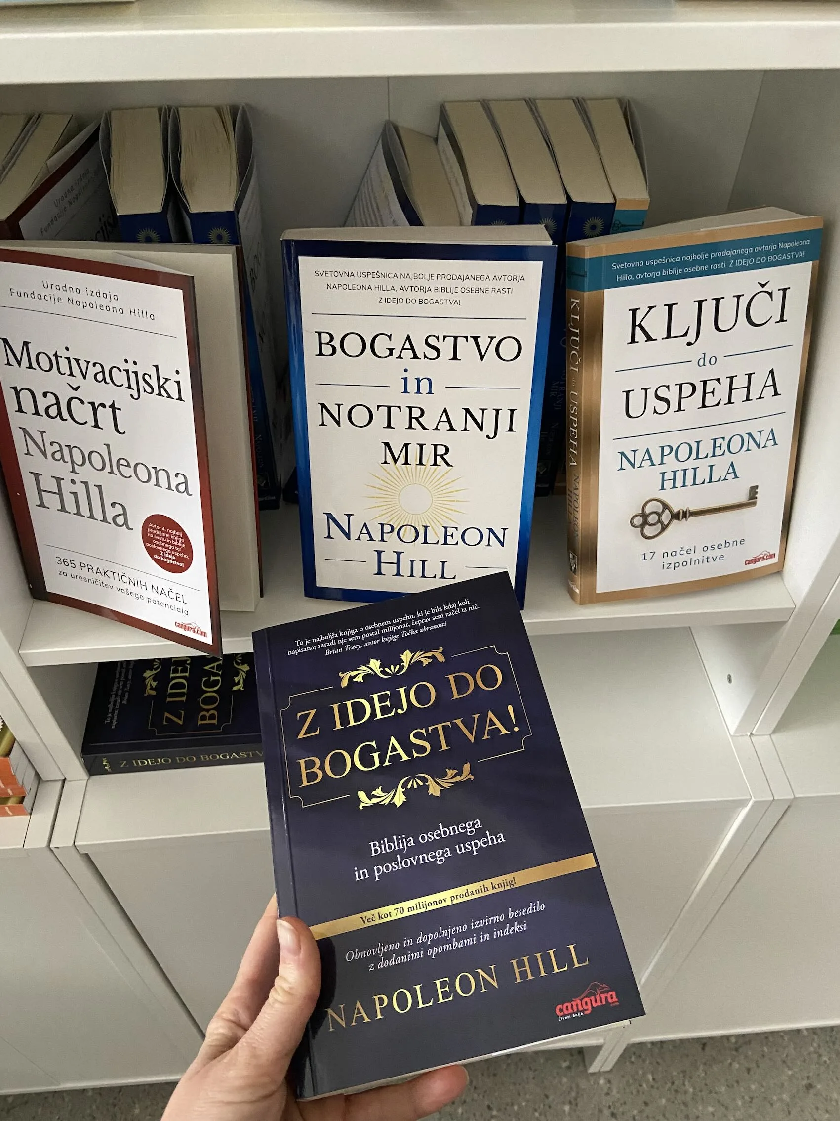 Tisk knjig — primer naslovnice in vezave